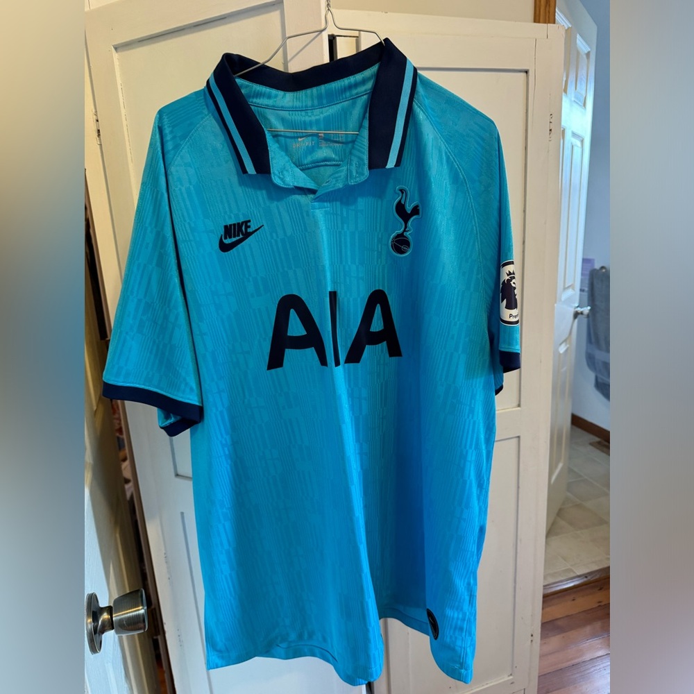 Unworn Tottenham Son jersey